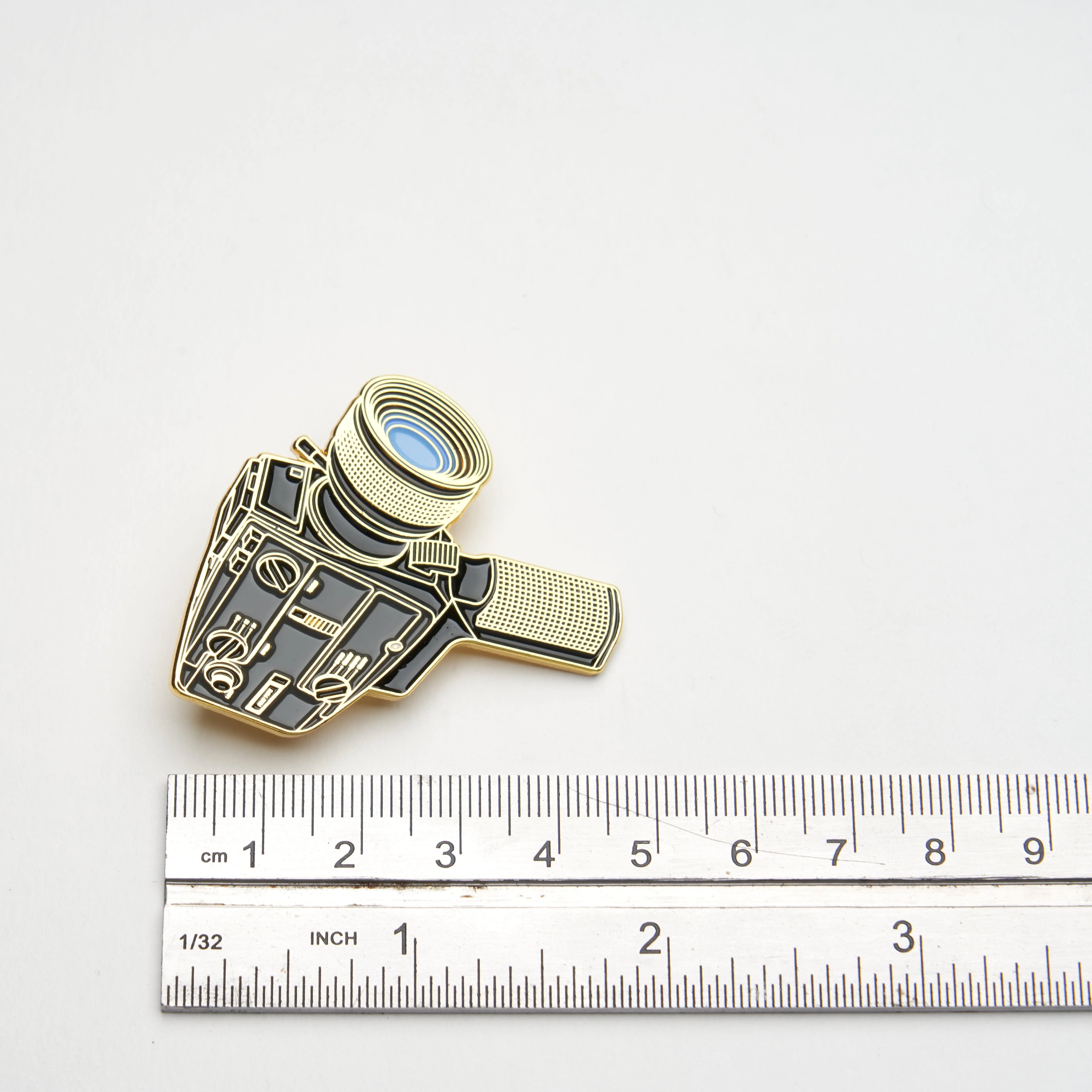 Super 8mm Camera #3 Pin - Image 4