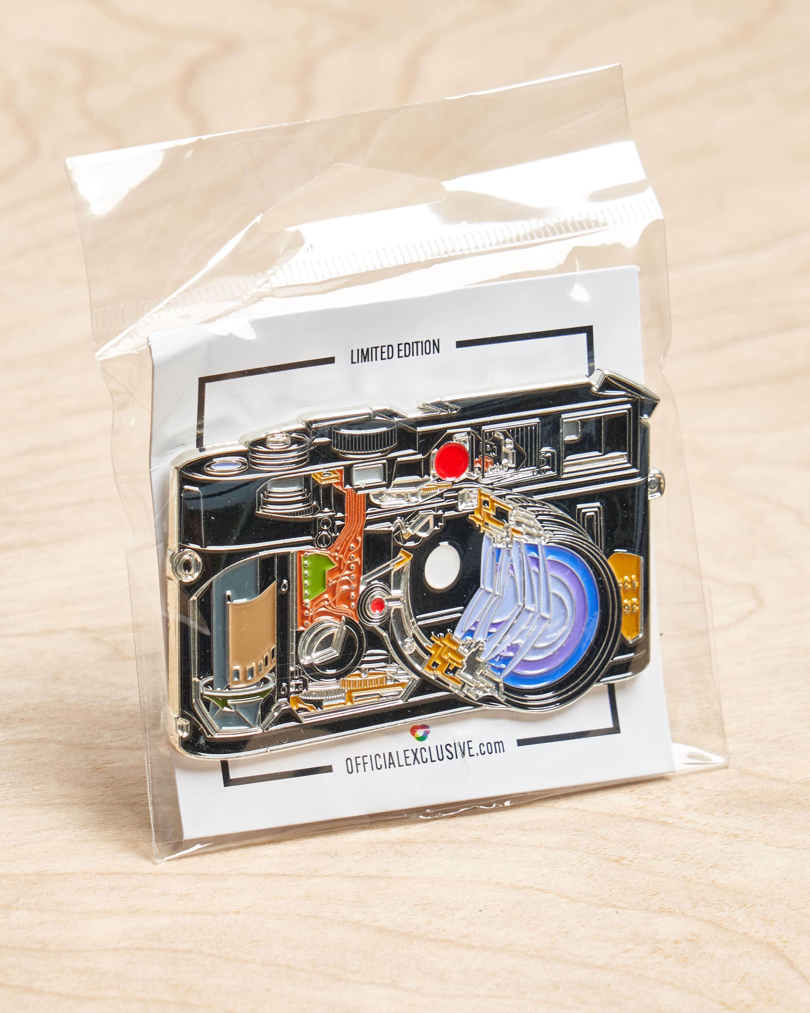 Cross Section of Rangefinder Camera Pin - Image 4
