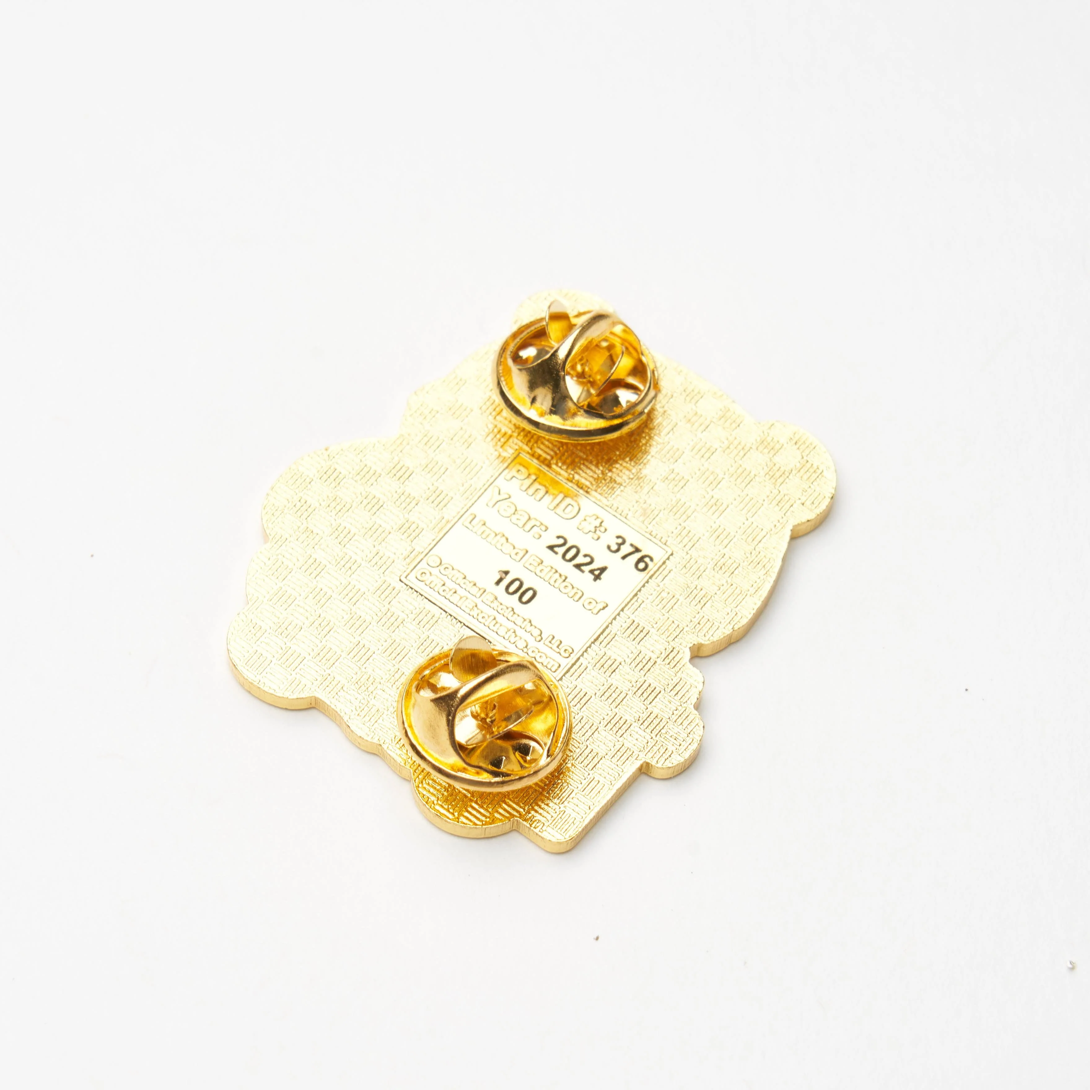 Bear Photographer Pin - Image 3