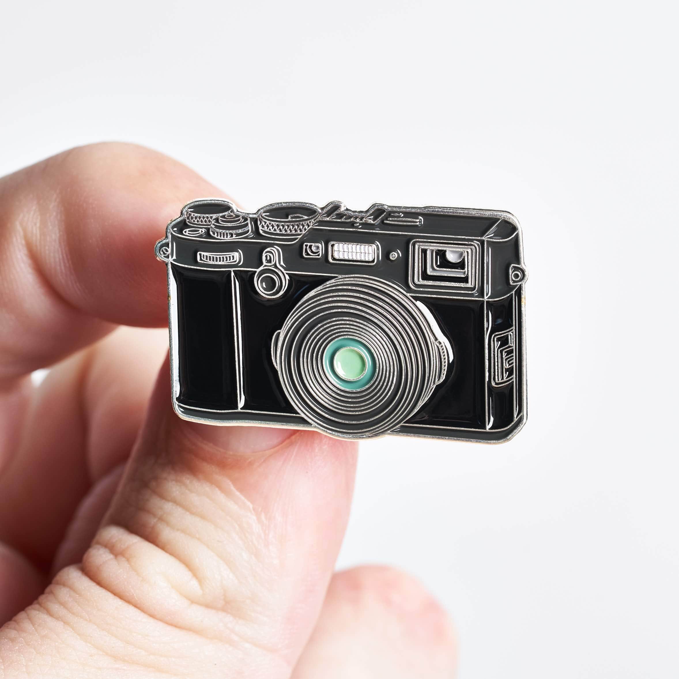 Digital Rangefinder Camera Pin #2 Black - Image 2