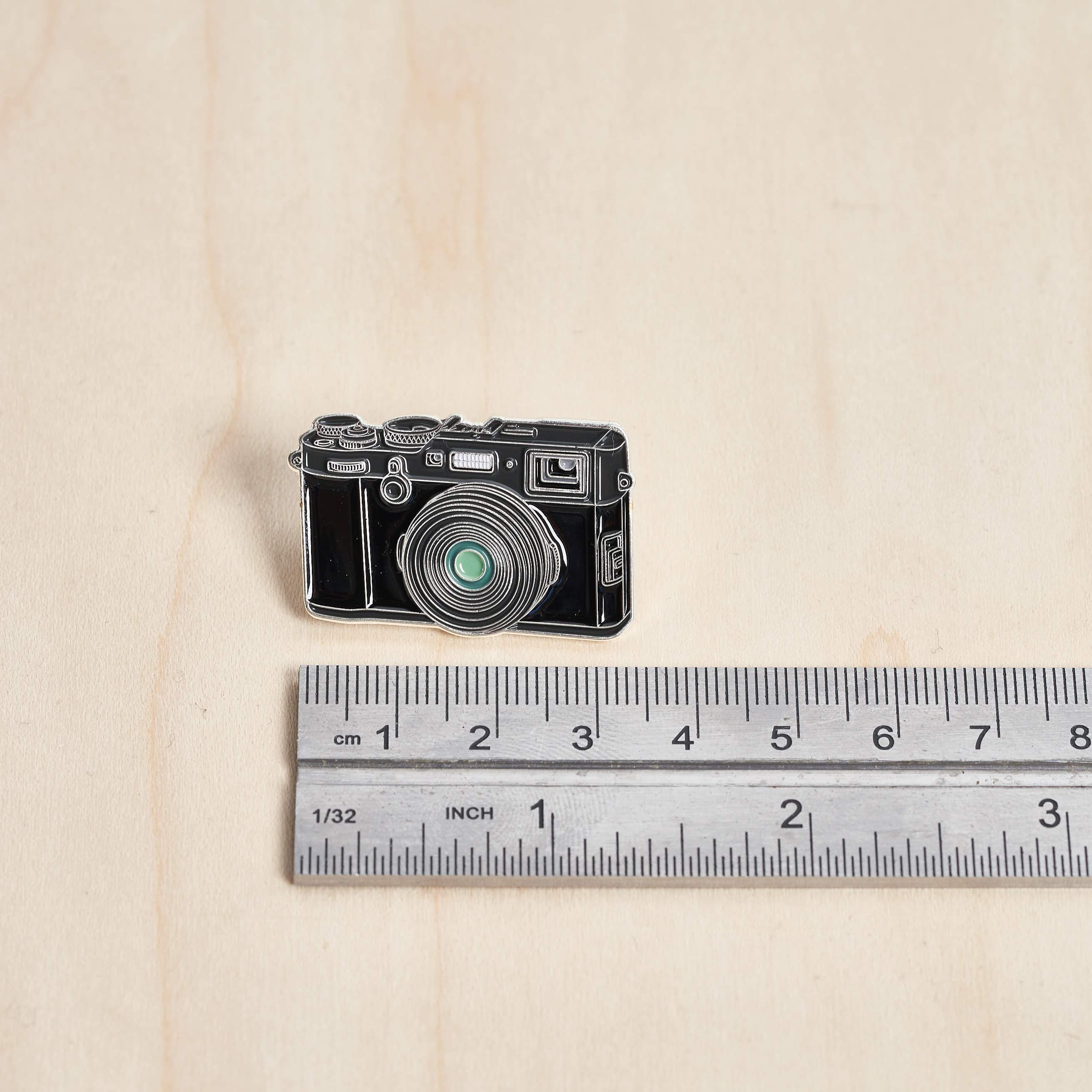 Digital Rangefinder Camera Pin #2 Black - Image 4
