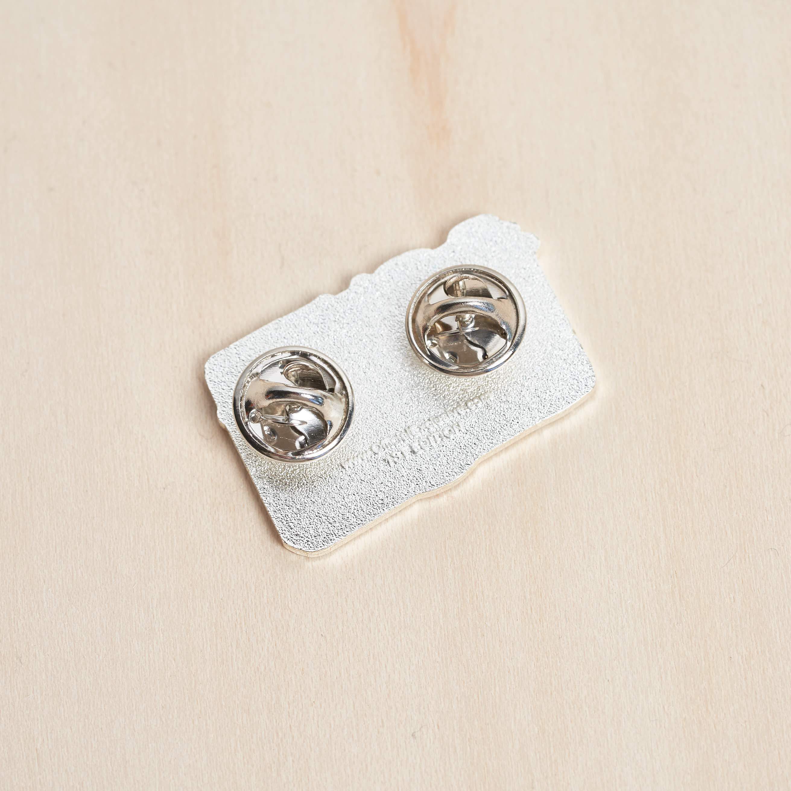 Digital Rangefinder Camera Pin #2 Chrome - Image 3