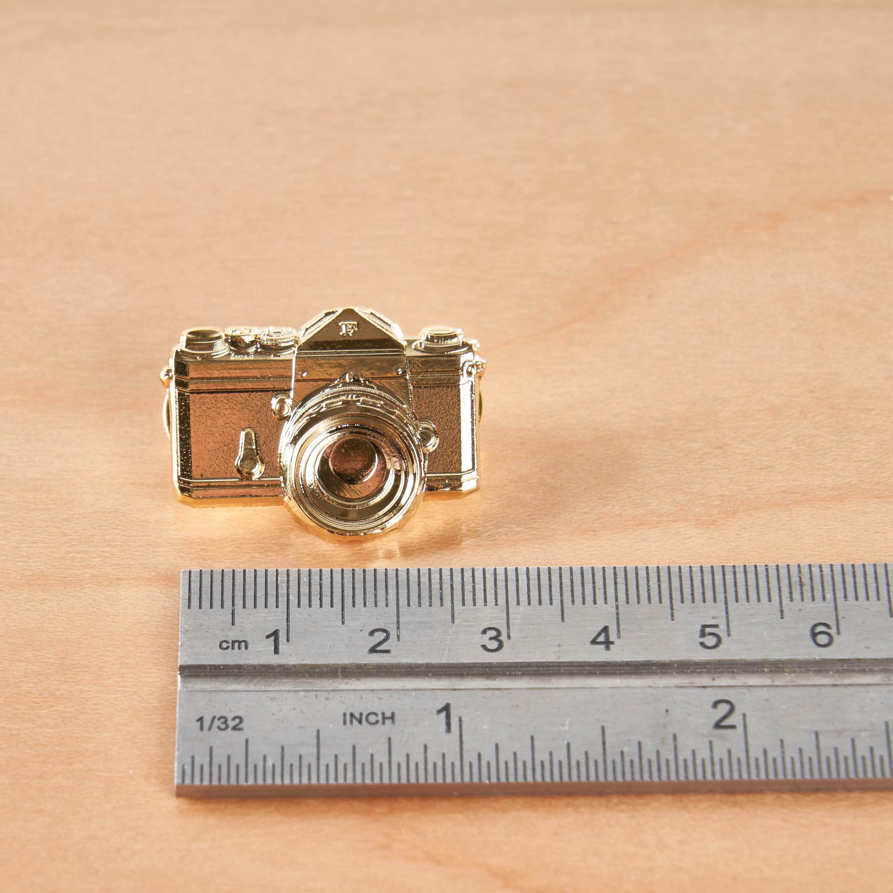 SLR 3D Gold Camera Pin - Image 4
