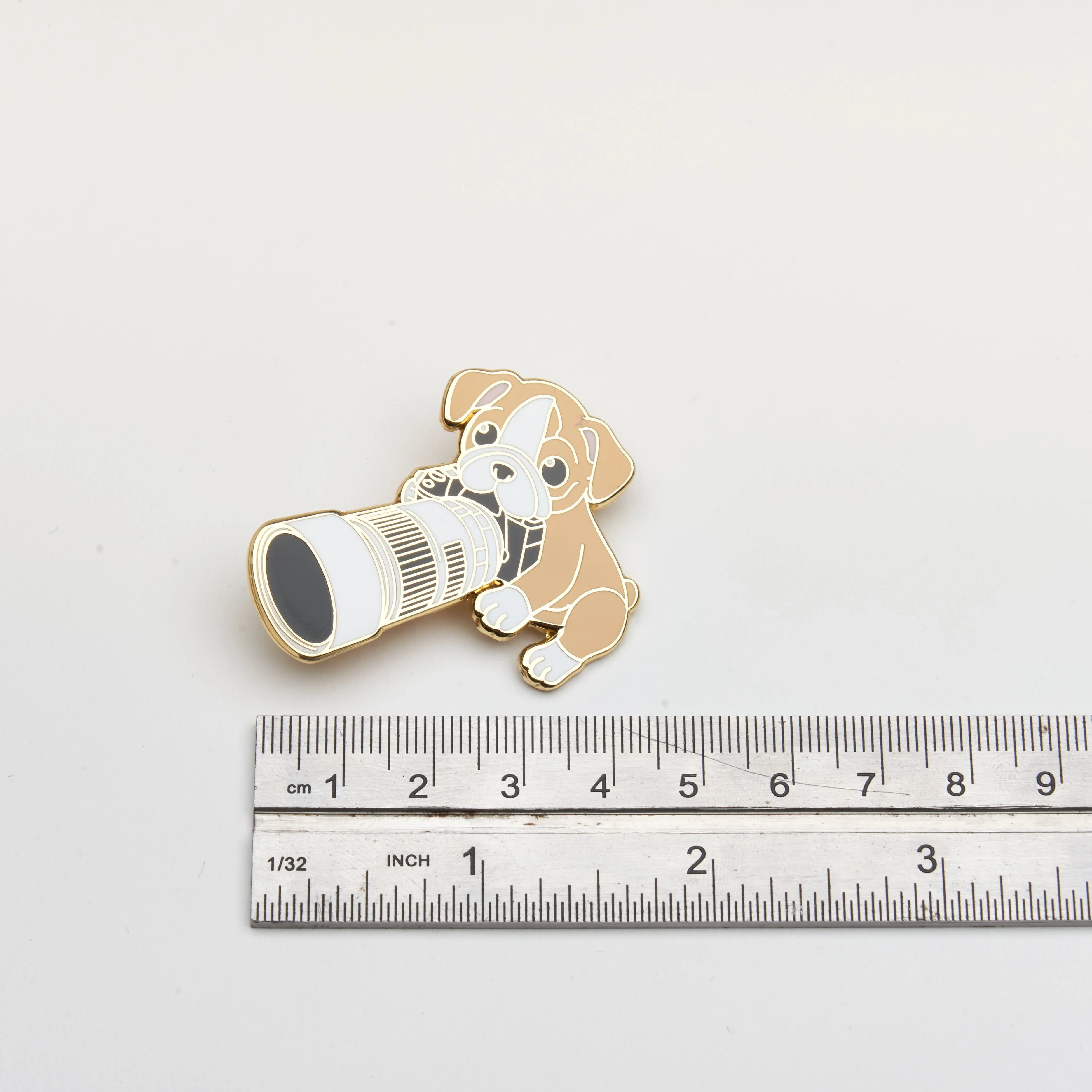 Bulldog Photographer Pin - Image 4