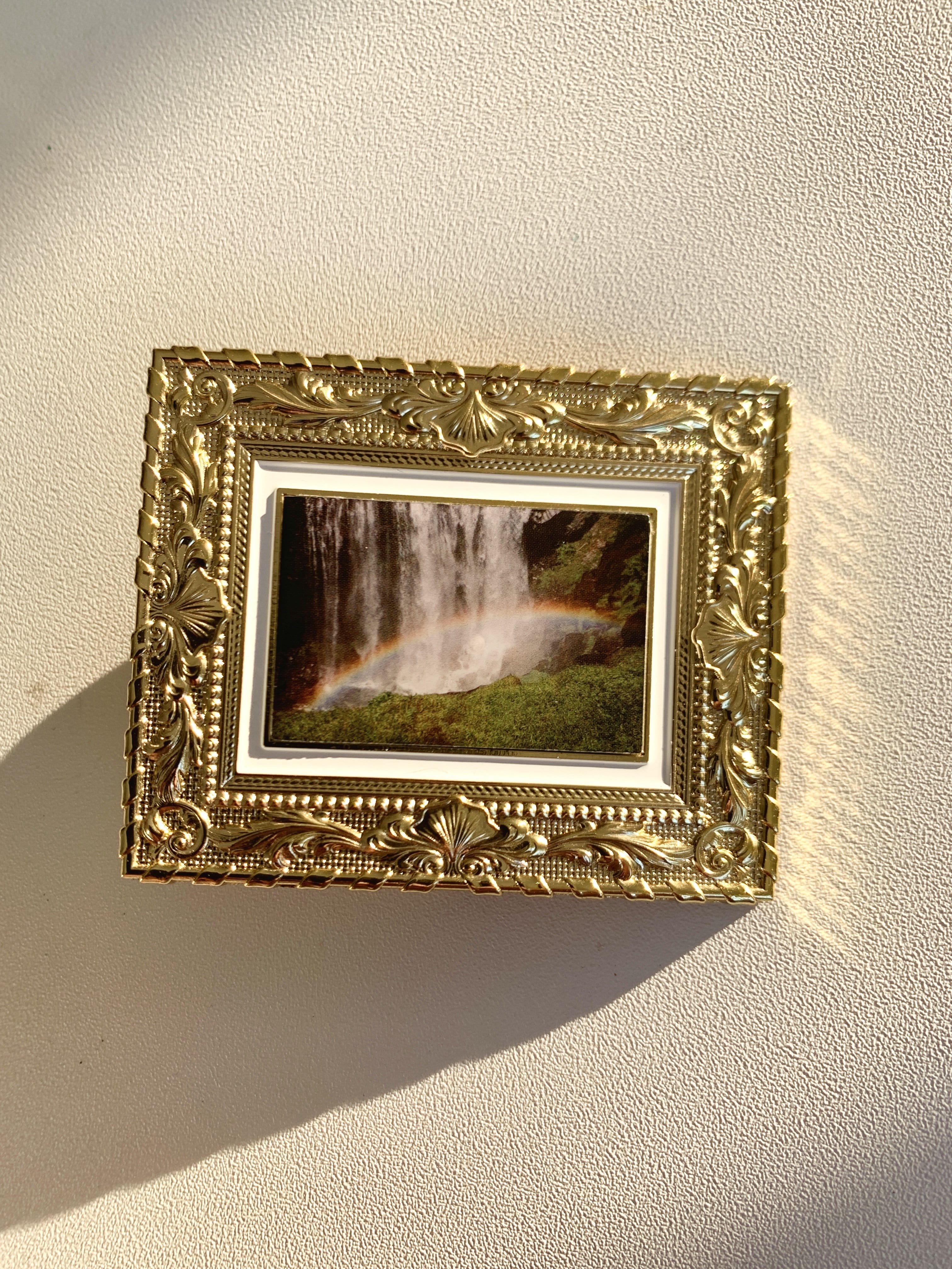 Julian Master Rainbow Print Pin - Image 3