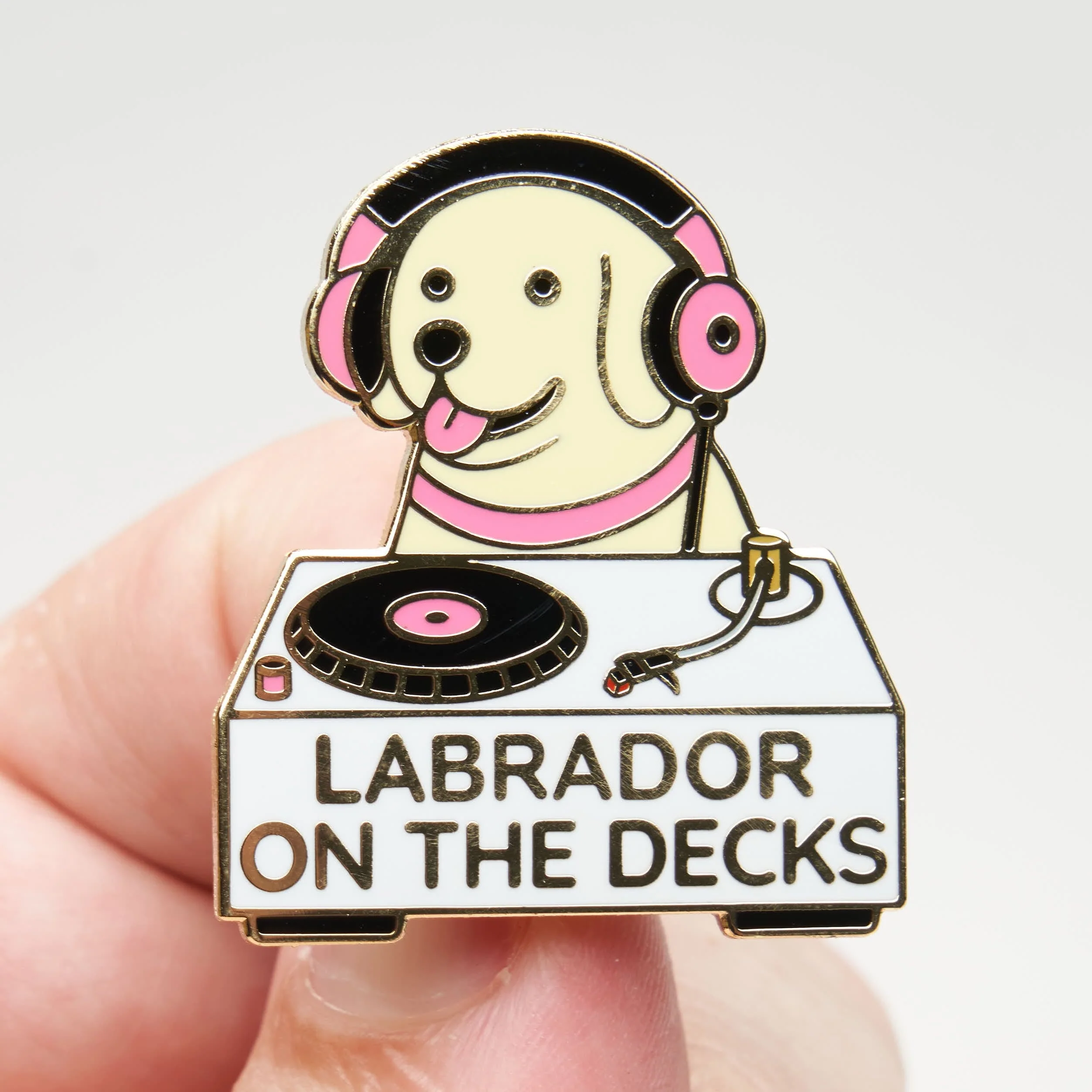 Labrador on the Decks Dog Pin - Image 2