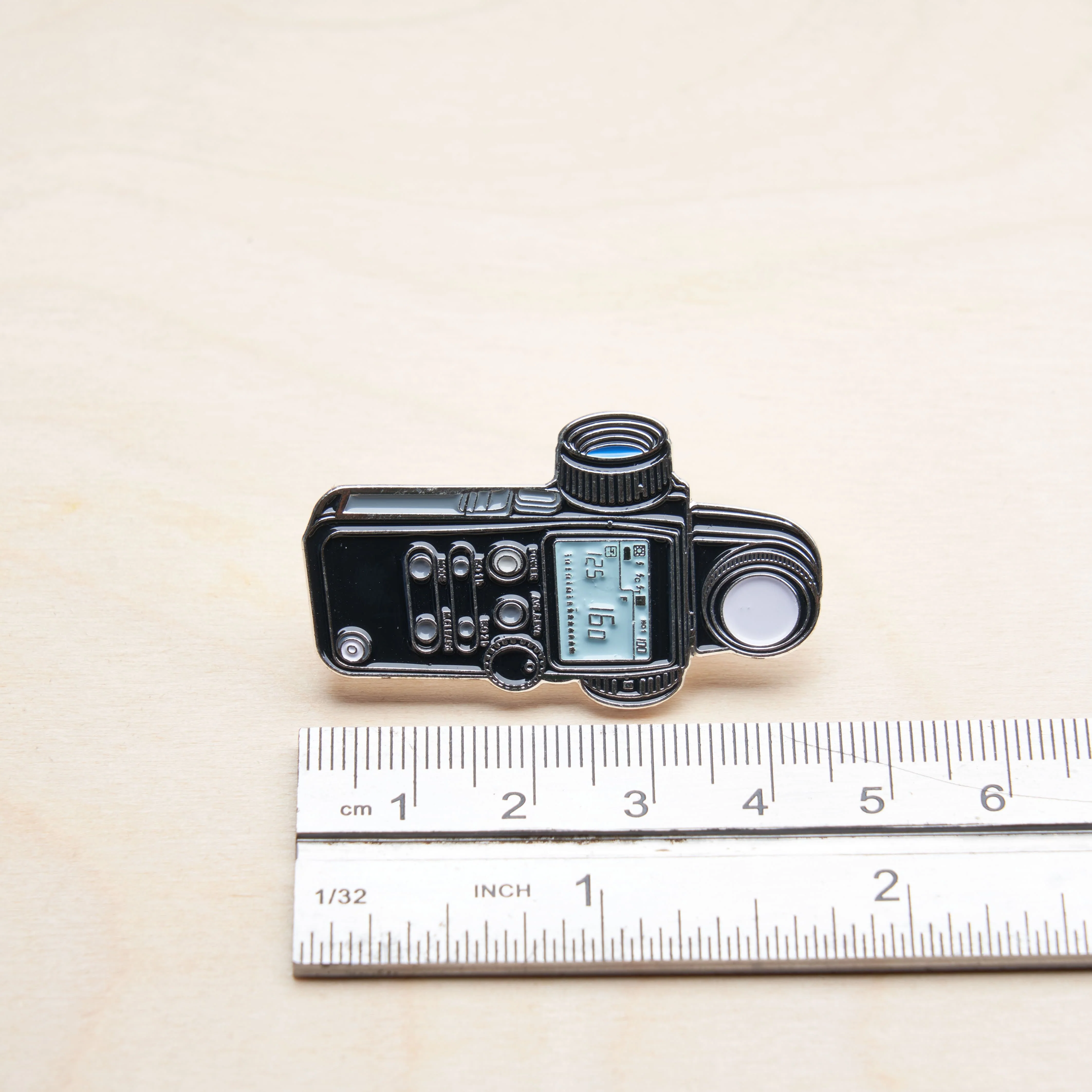 Modern Digital Light Meter Pin - Image 3