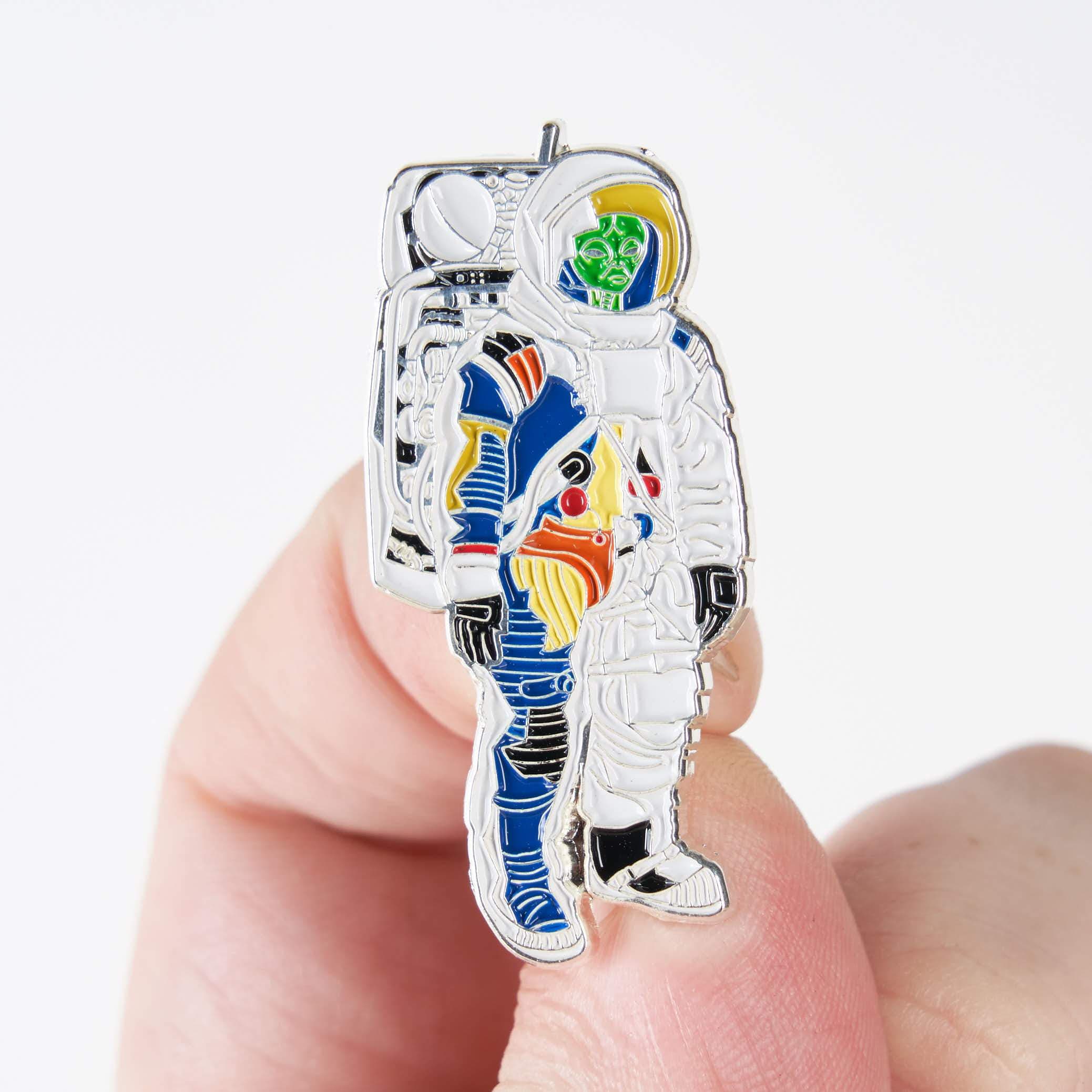 Astronaut Alien Cross Section Cutaway Pin - Image 2