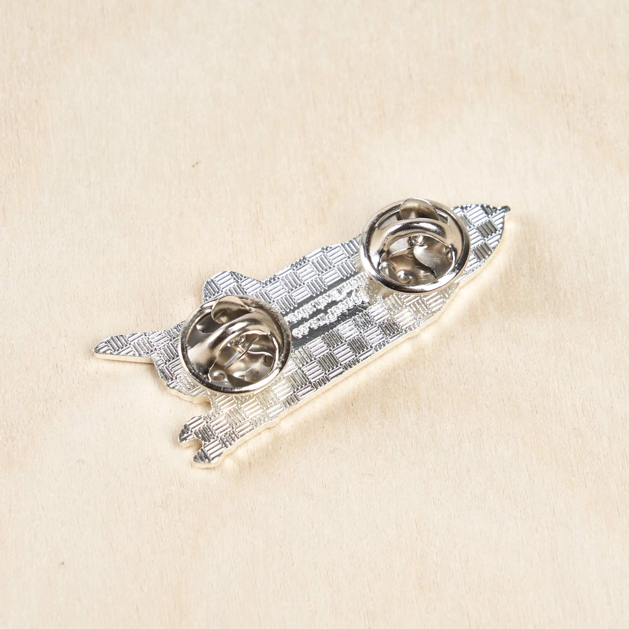 Space Shuttle Cross Section Pin - Image 3