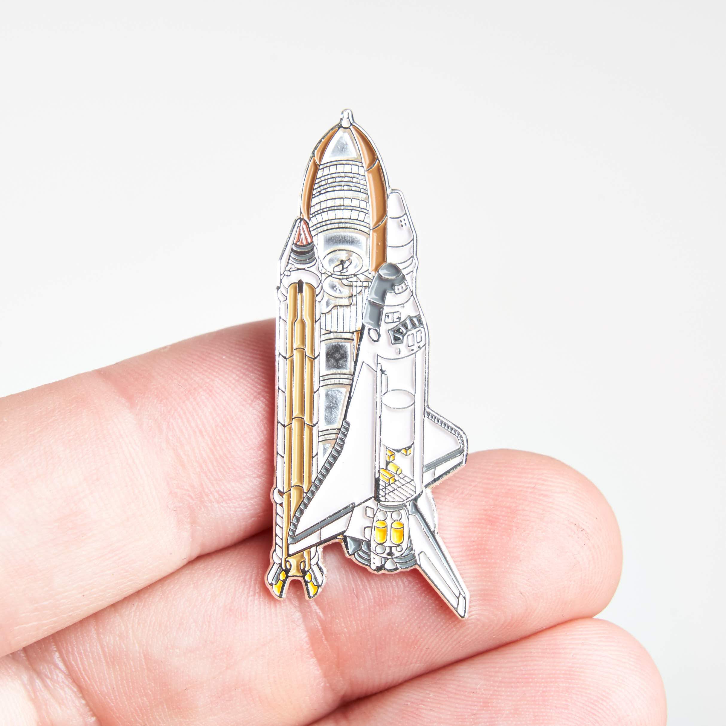 Space Shuttle Cross Section Pin - Image 5