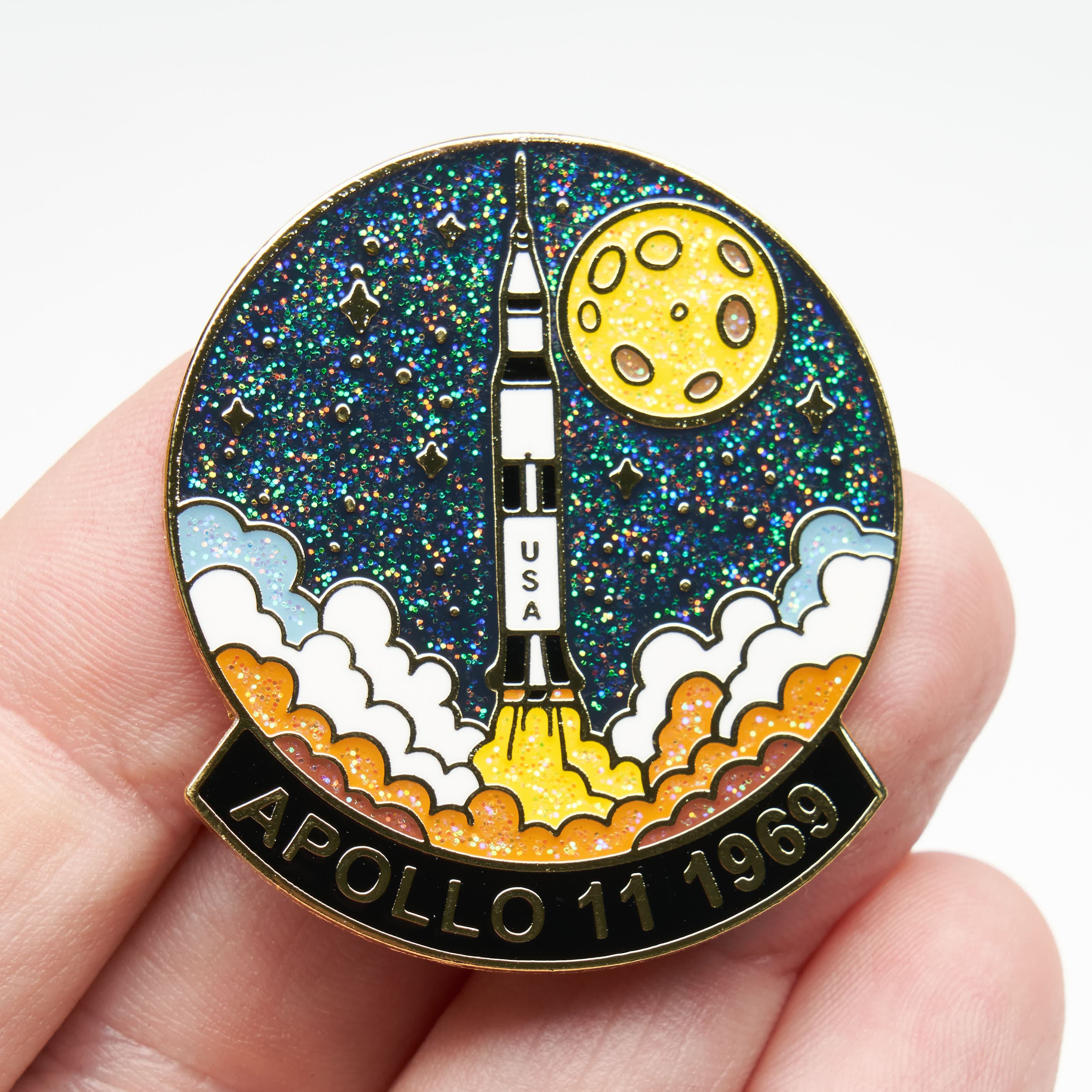 Apollo 11 Lunar Mission Rocket Launch Pin - Image 2