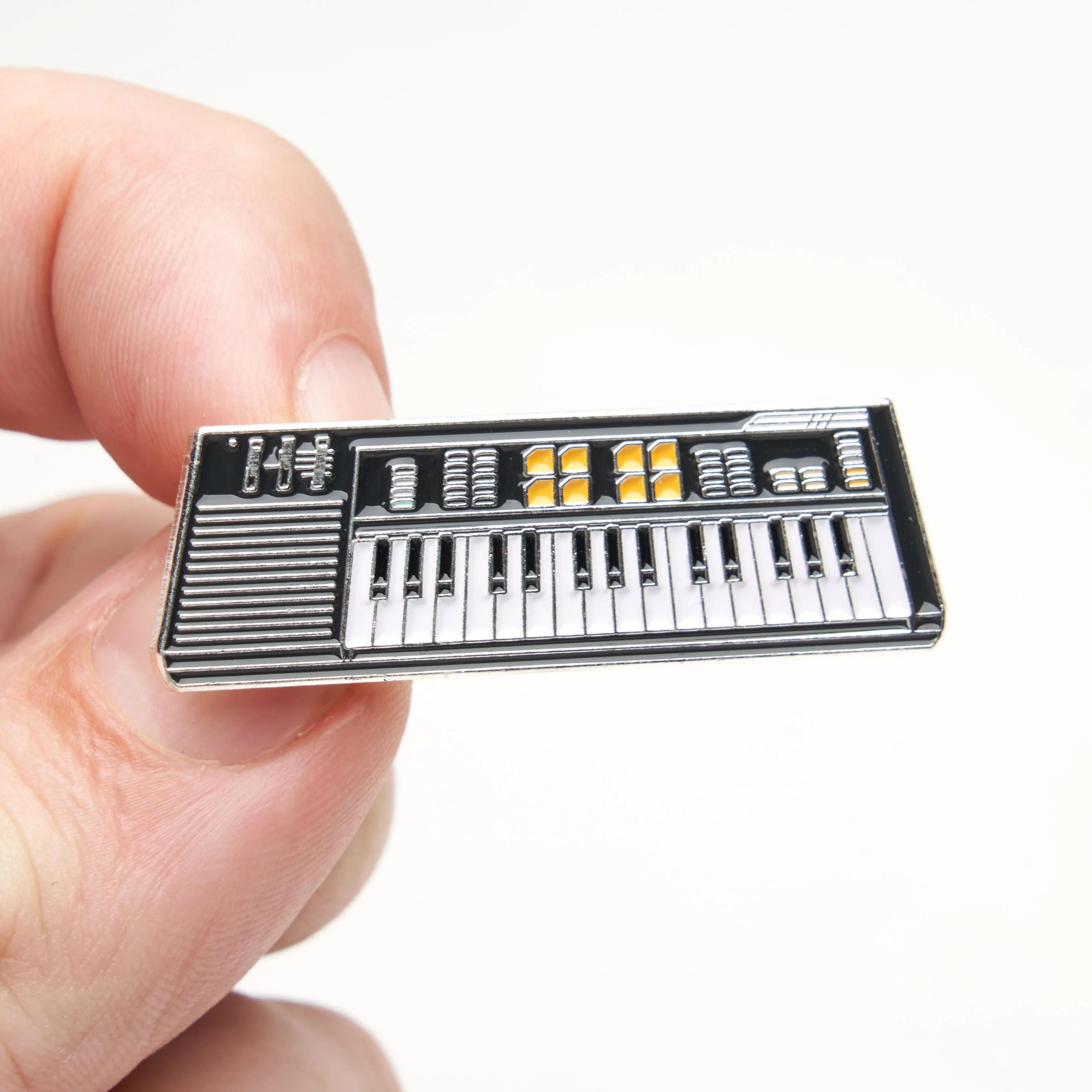 Retro Sampling Keyboard Synth Pin - Image 2