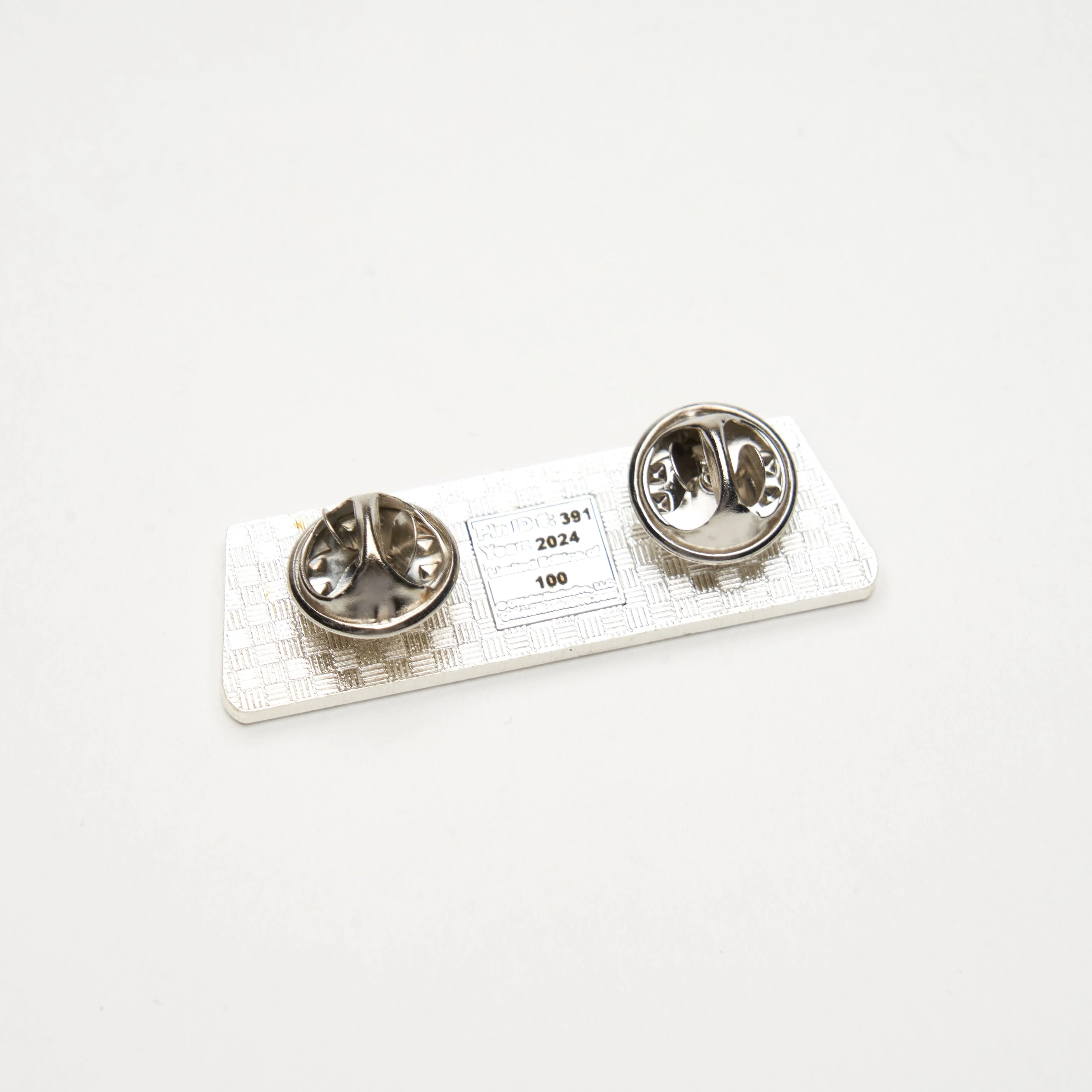 Retro Sampling Keyboard Synth Pin - Image 3
