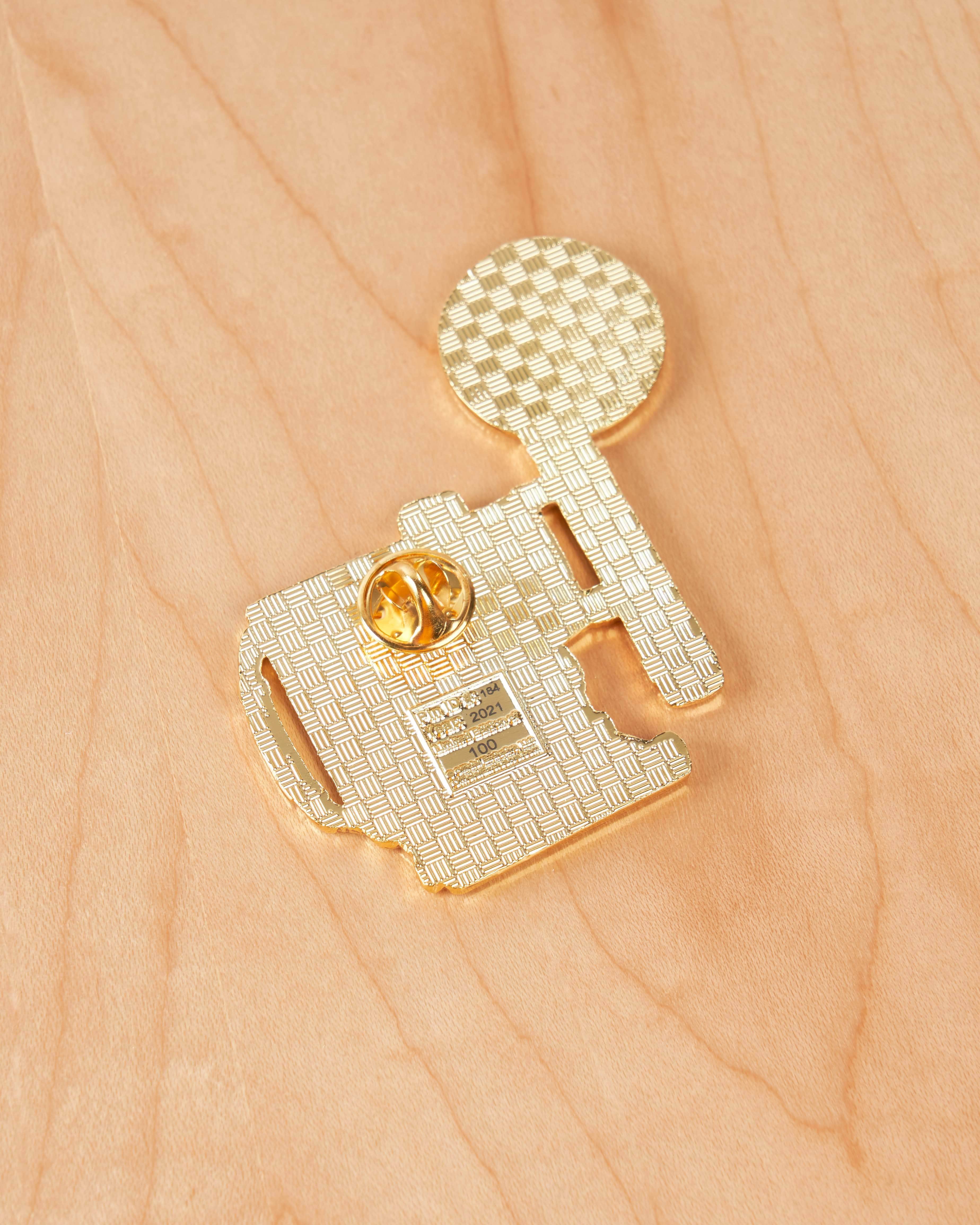 Speed Graphic Large Format Camera #1 Pin Gold Variant - Image 3