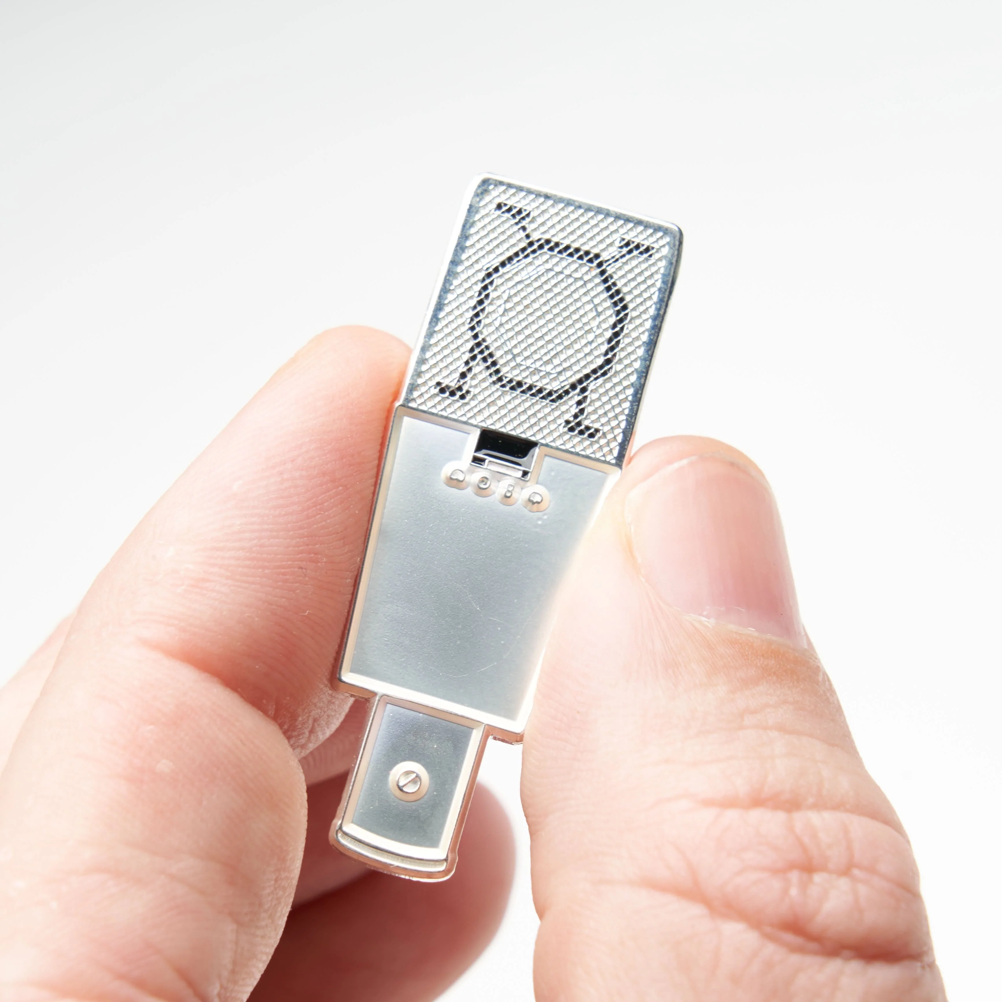 Studio Condenser Microphone Pin #2 - Image 4