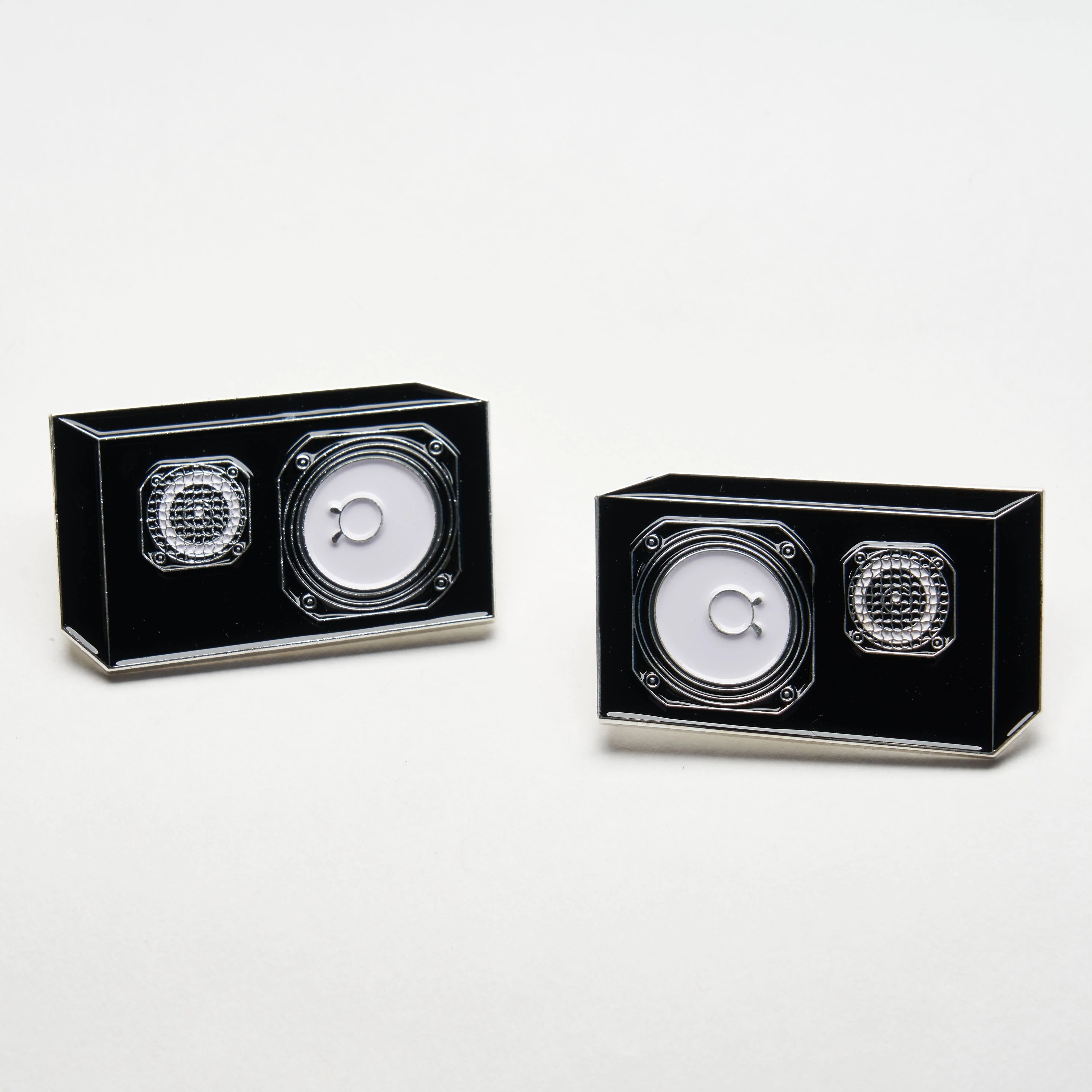 Studio Monitor Speaker Pins (2 Pin Set) - Image 2